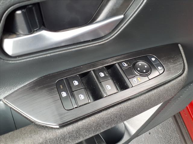 2025 Nissan Kicks SV FWD