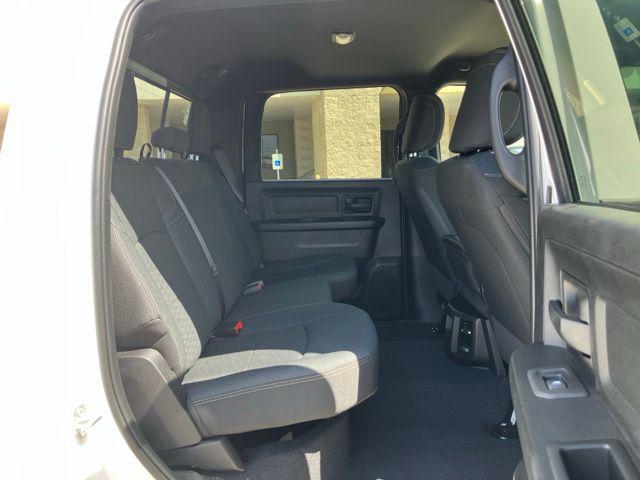 2026 Ram 2500 Black Express Crew Cab 4x4 6'4" Box