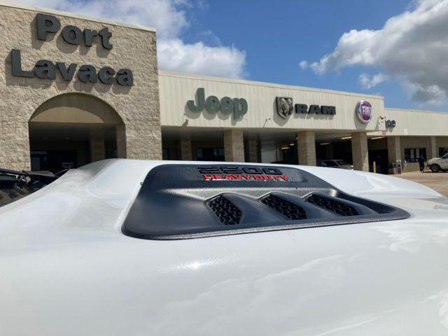 2026 Ram 2500 Black Express Crew Cab 4x4 6'4" Box
