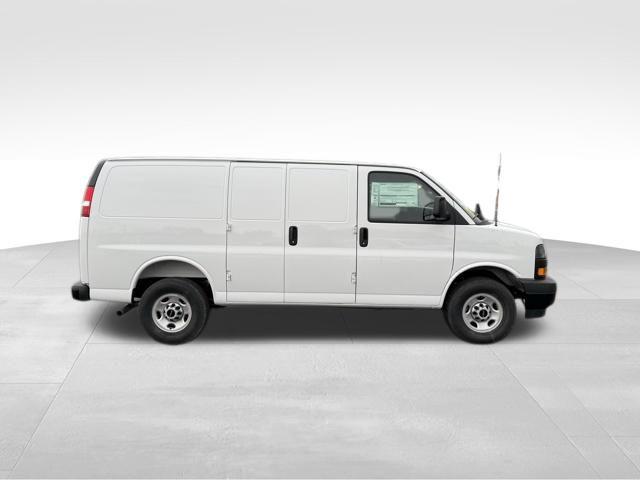 2026 GMC Savana Cargo 2500 Regular Wheelbase, Work Van, RWD