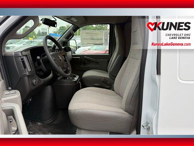 2026 GMC Savana Cargo 2500 Regular Wheelbase, Work Van, RWD
