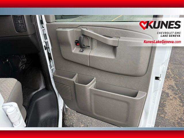 2026 GMC Savana Cargo 2500 Regular Wheelbase, Work Van, RWD