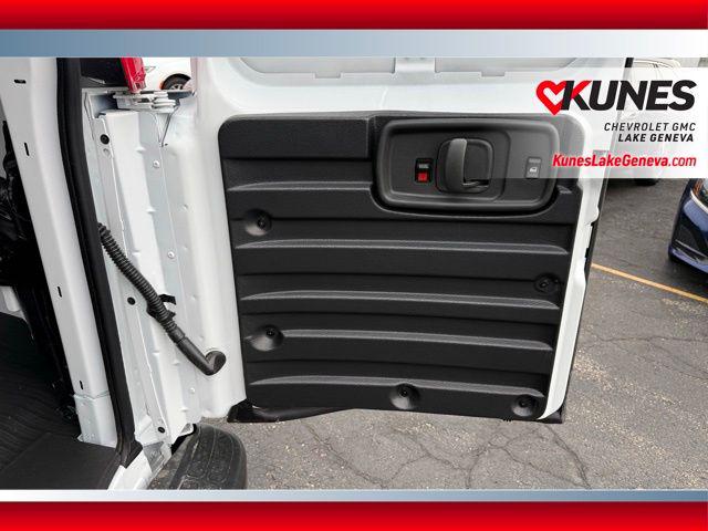 2026 GMC Savana Cargo 2500 Regular Wheelbase, Work Van, RWD
