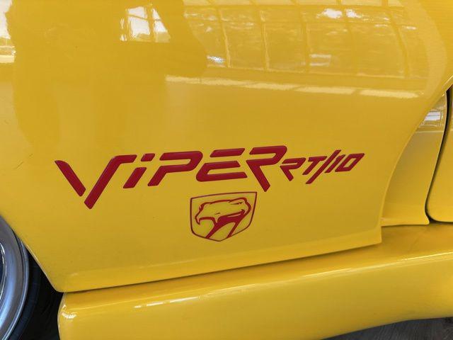 2001 Dodge Viper RT/10