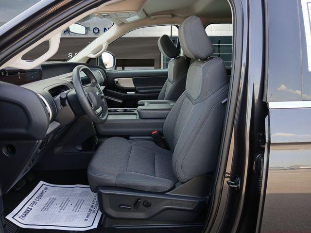 2025 Ford Expedition Active MAX