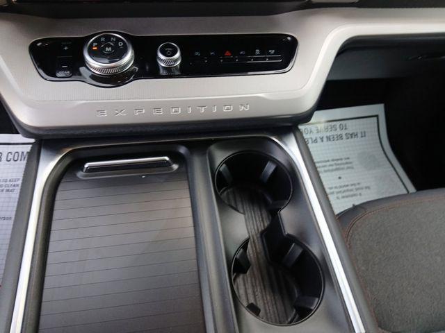2025 Ford Expedition Active MAX