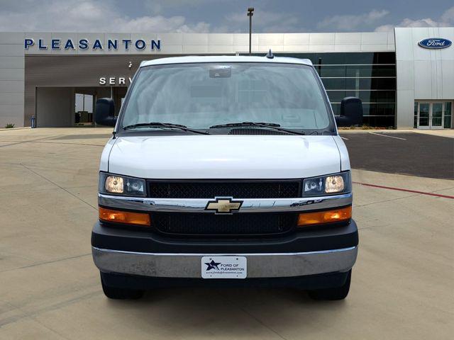 2025 Chevrolet Express Passenger RWD 3500 Extended Wheelbase LT