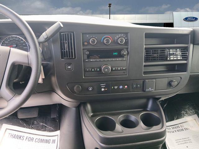 2025 Chevrolet Express Passenger RWD 3500 Extended Wheelbase LT