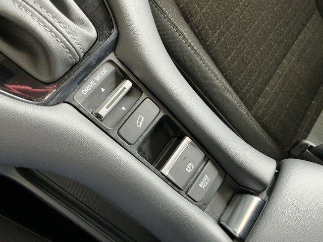 2025 Honda HR-V 2WD LX