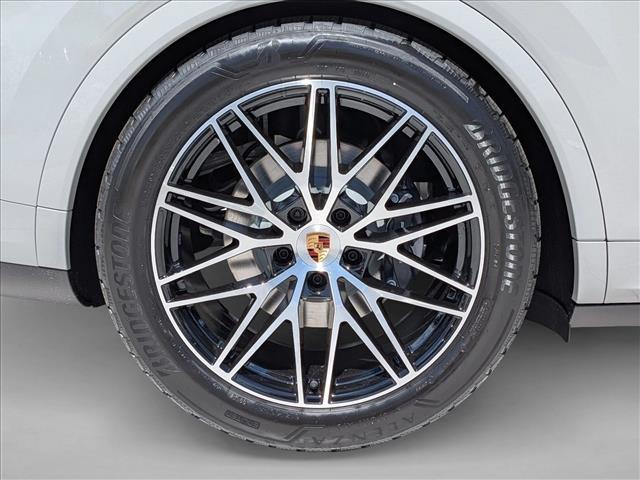 2026 Porsche Cayenne Coupe AWD