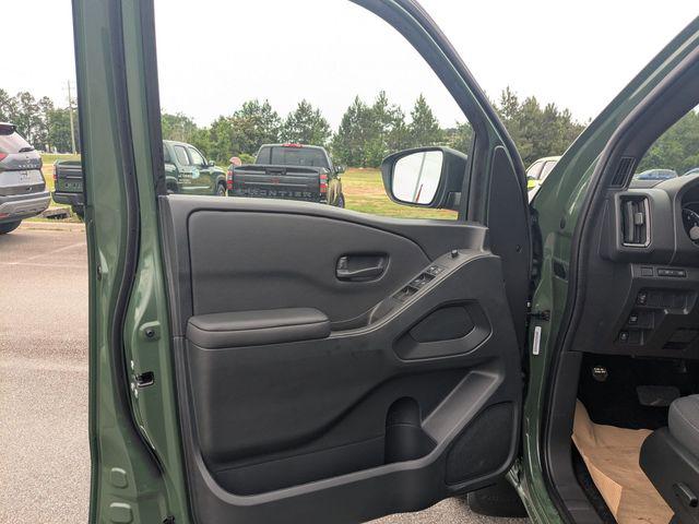 2026 Nissan Frontier Crew Cab SV 4x2