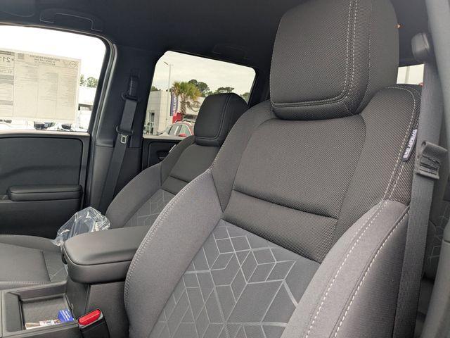 2026 Nissan Frontier Crew Cab SV 4x2