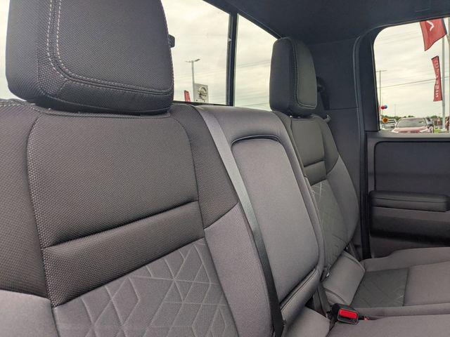 2026 Nissan Frontier Crew Cab SV 4x2