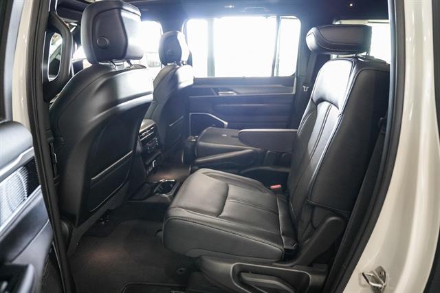 2026 Jeep Grand Wagoneer L Limited Reserve 4x4