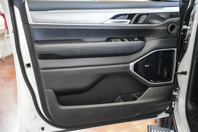 2026 Jeep Grand Wagoneer L Limited Reserve 4x4