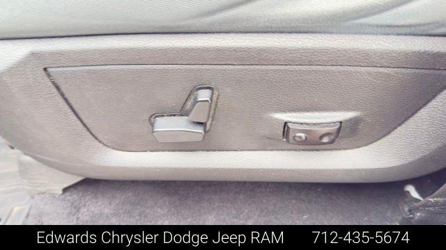 2019 Ram 1500 Classic Warlock Quad Cab 4x4 6'4" Box