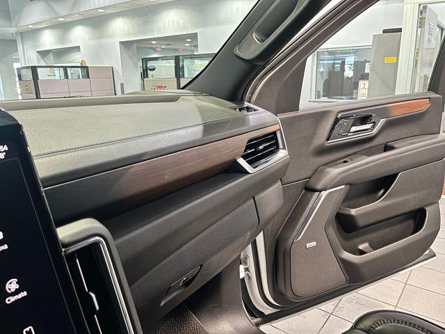 2025 GMC Yukon XL 4WD Denali