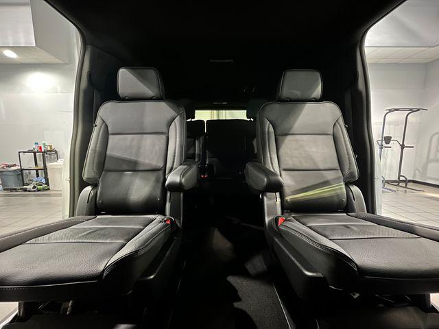 2025 GMC Yukon XL 4WD Denali