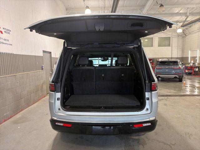 2022 Jeep Wagoneer Series III 4x4