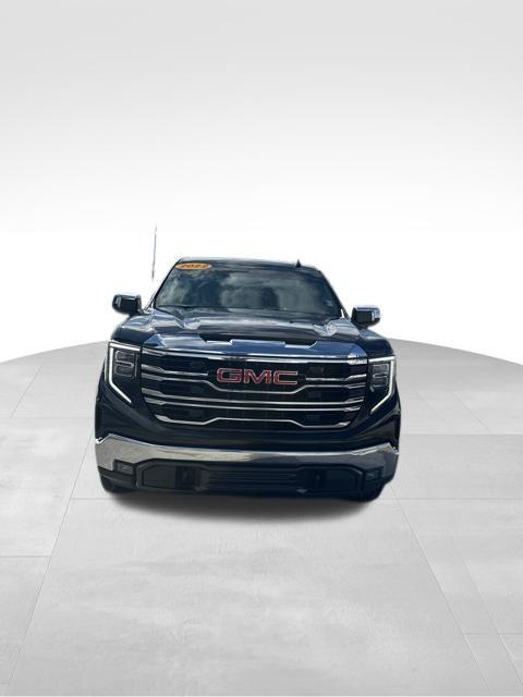2022 GMC Sierra 1500 4WD Crew Cab Short Box SLT