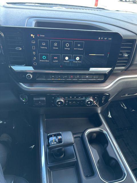2022 GMC Sierra 1500 4WD Crew Cab Short Box SLT