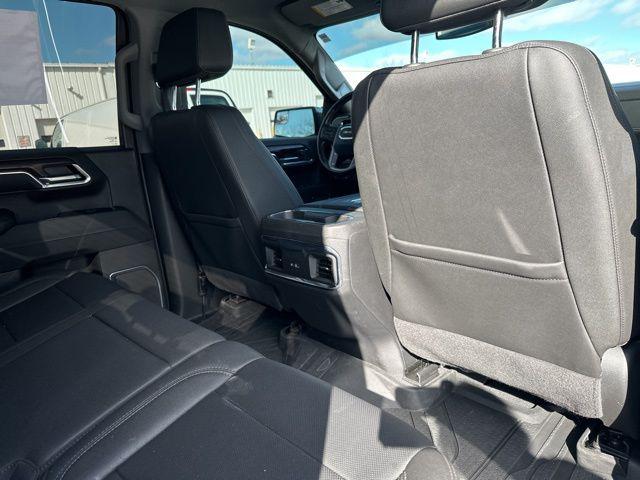 2022 GMC Sierra 1500 4WD Crew Cab Short Box SLT