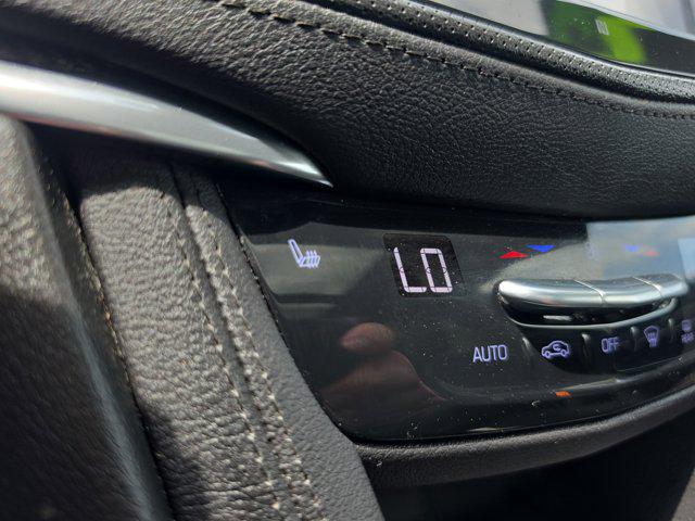 2020 Cadillac XT5 AWD Sport