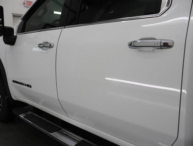 2020 GMC Sierra 3500HD 4WD Crew Cab Long Bed SLT