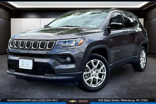 2023 Jeep Compass Latitude Lux FWD for sale in Millersburg, PA