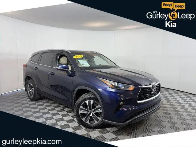 2022 Toyota Highlander XLE for sale in Mishawaka, IN