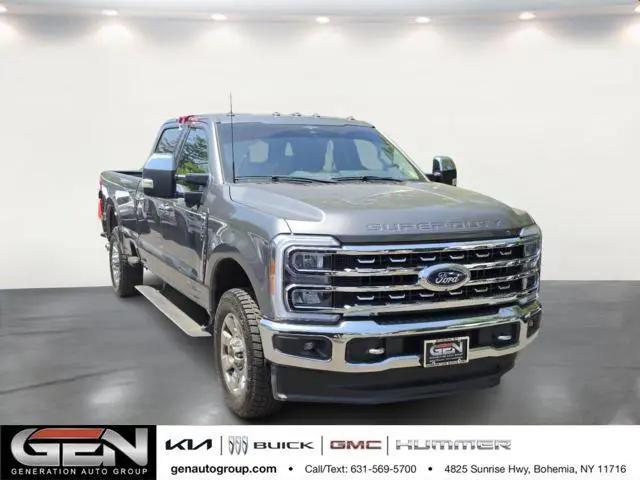 2023 Ford F-350 LARIAT for sale in Bohemia, NY