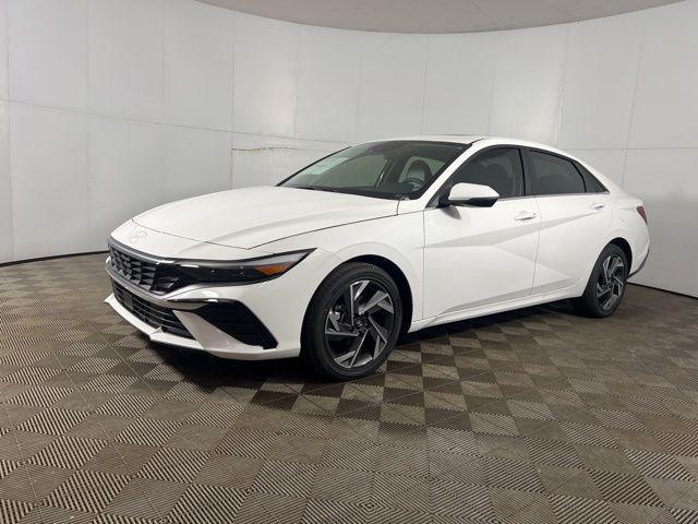 2026 Hyundai Elantra Limited for sale in COLUMBUS, IN