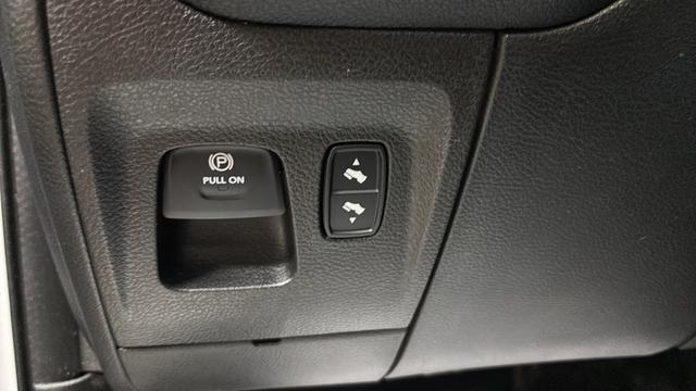 2022 Ram 1500 Laramie Crew Cab 4x4 5'7" Box