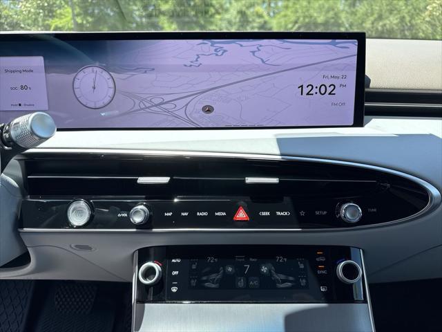 2026 Genesis GV70 2.5T Advanced