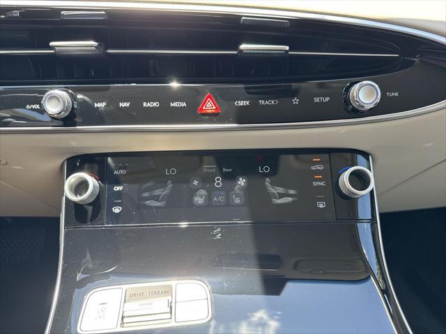 2026 Genesis GV70 2.5T