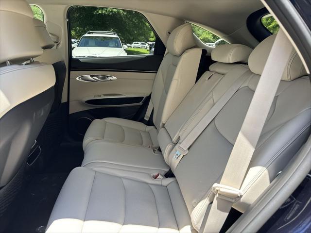 2026 Genesis GV70 2.5T