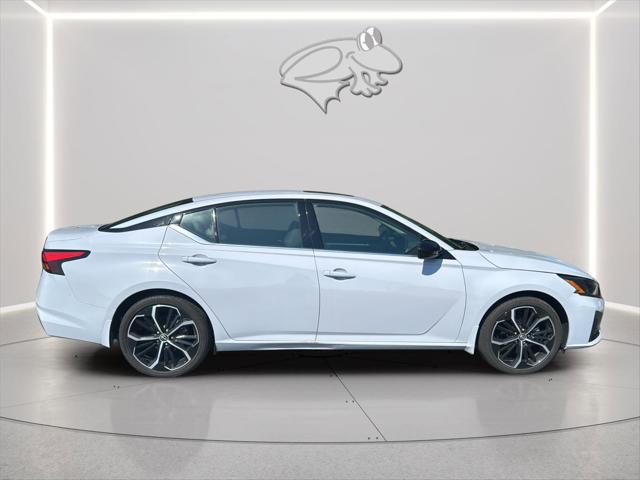 2024 Nissan Altima SR FWD