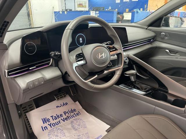 2025 Hyundai Elantra Hybrid SEL Sport