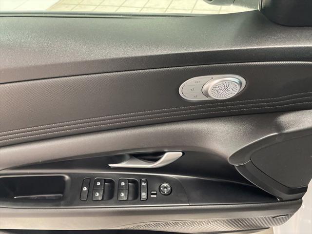 2024 Hyundai Elantra Hybrid Limited