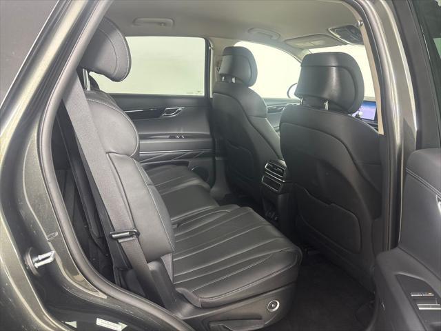 2025 Genesis GV80 2.5T Standard AWD