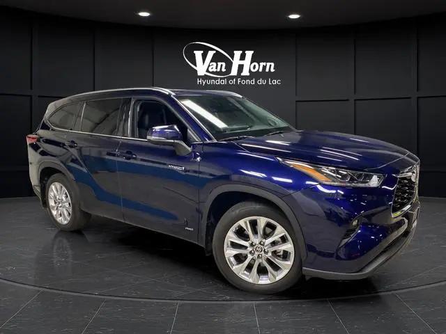 2021 Toyota Highlander Hybrid Limited for sale in Fond du Lac, WI