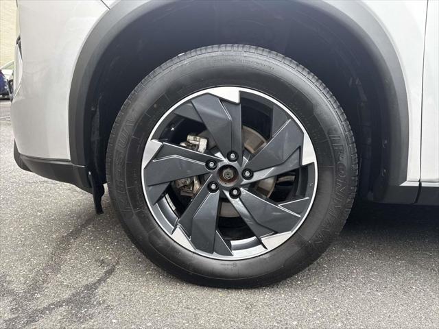 2024 Nissan Rogue SV Intelligent AWD