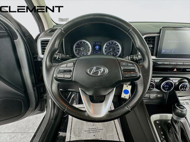2022 Hyundai Venue SEL
