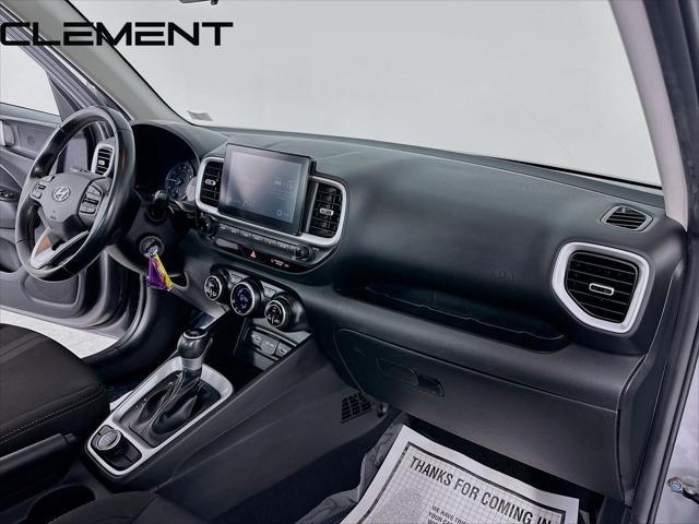 2022 Hyundai Venue SEL