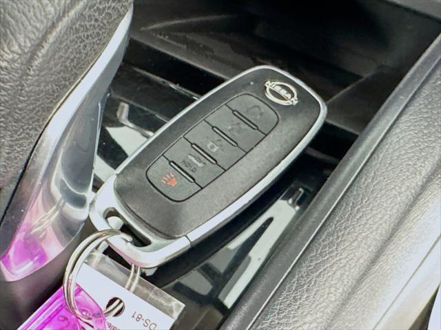 2024 Nissan Versa 1.6 SR