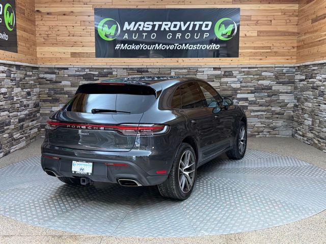 2023 Porsche Macan Base