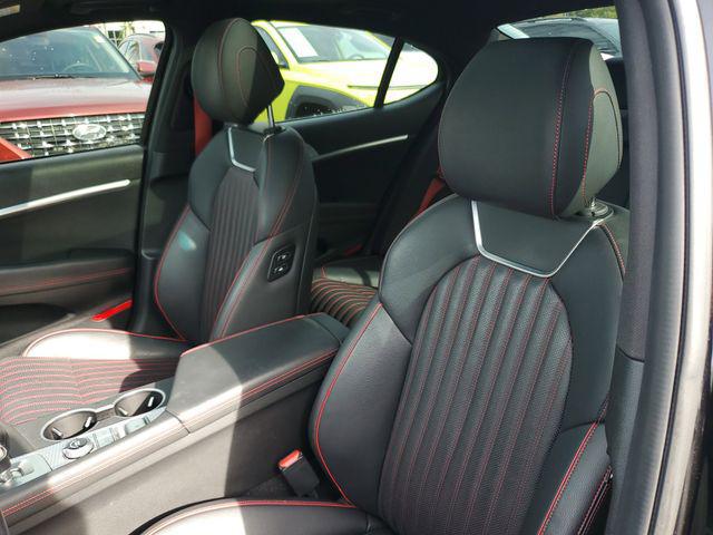 2023 Genesis G70 2.0T RWD