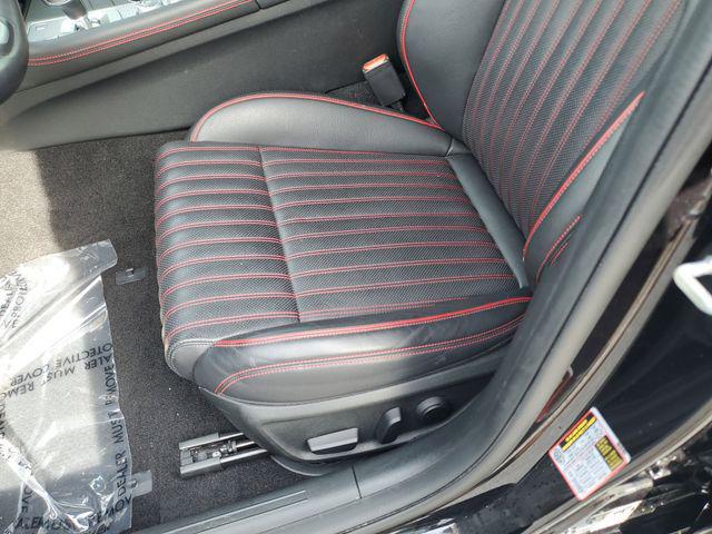 2023 Genesis G70 2.0T RWD