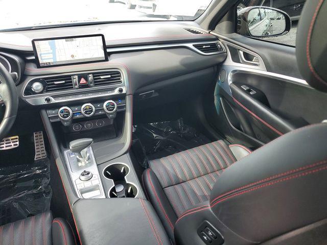 2023 Genesis G70 2.0T RWD
