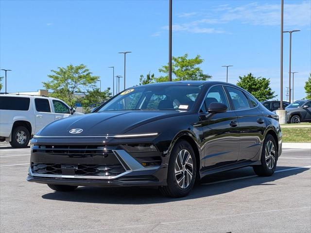 2026 Hyundai Sonata Hybrid Blue